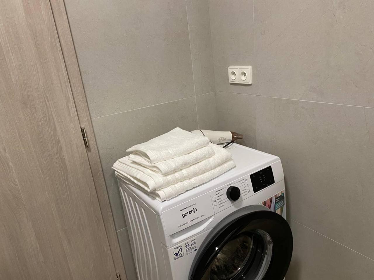 Appartement Perla Hradce 101 à Hradec Králové Extérieur photo