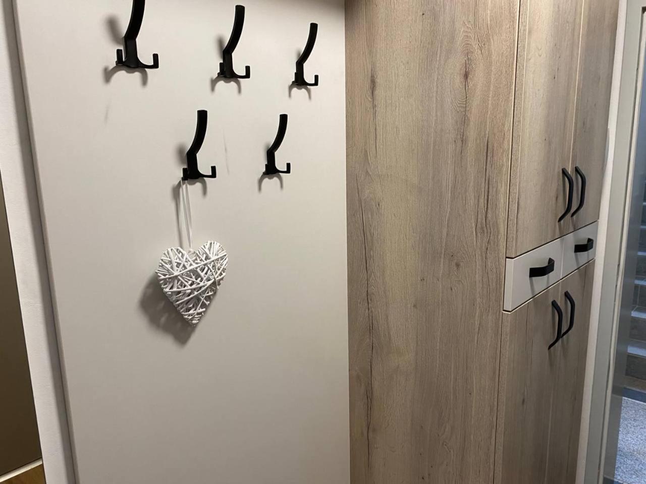 Appartement Perla Hradce 101 à Hradec Králové Extérieur photo