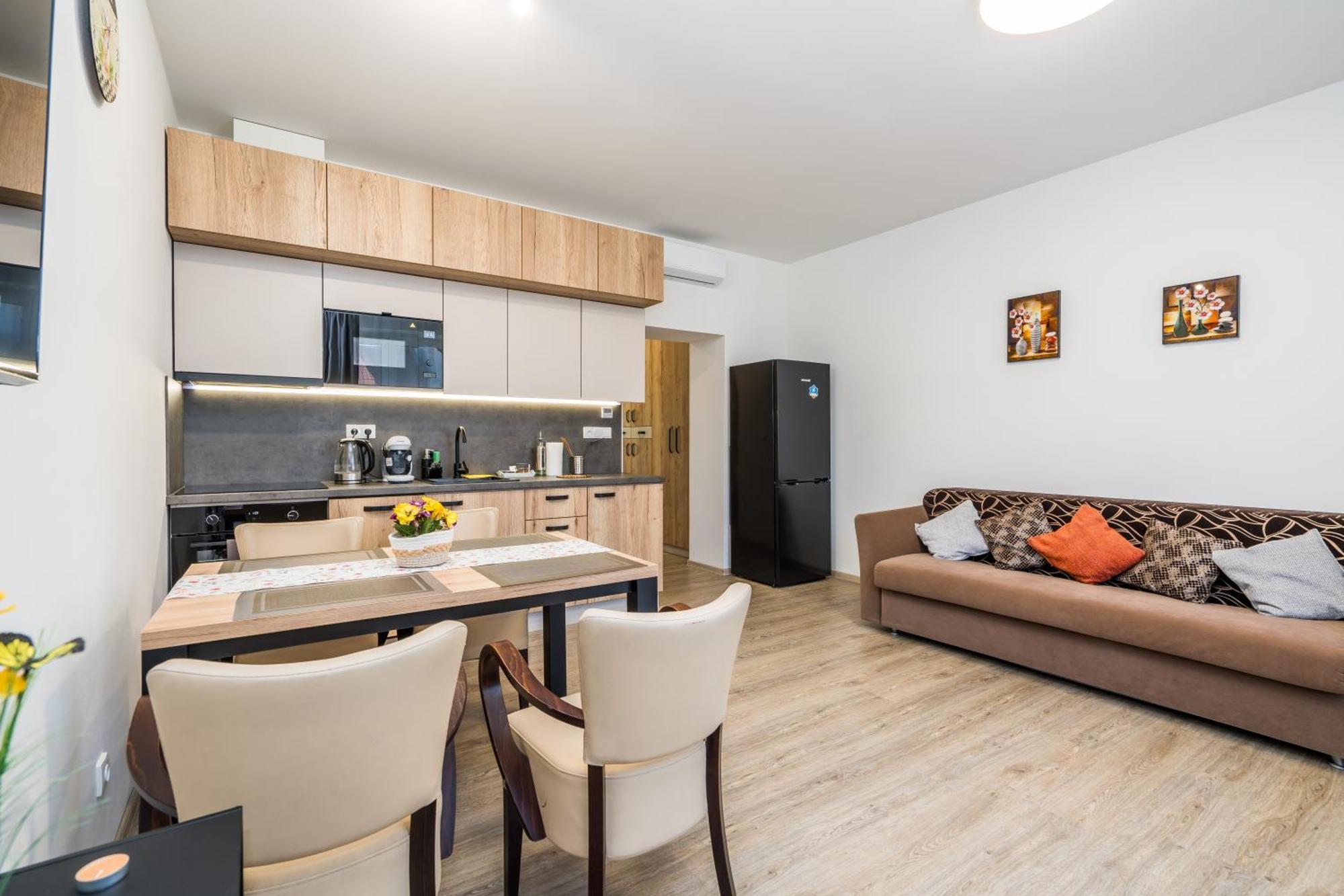 Appartement Perla Hradce 101 à Hradec Králové Extérieur photo