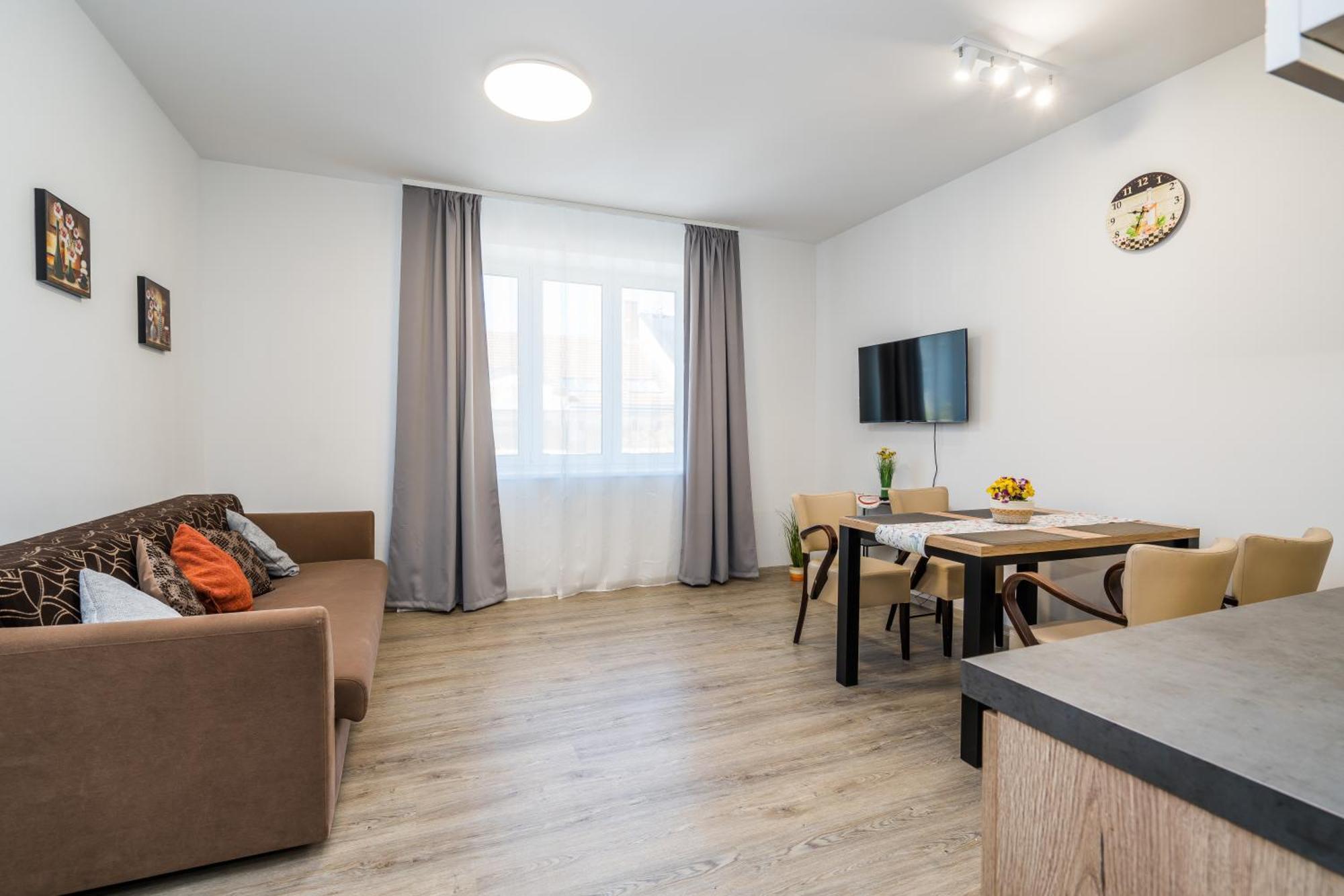 Appartement Perla Hradce 101 à Hradec Králové Extérieur photo